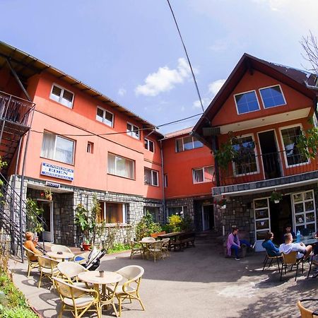 Hotel Pensiunea Eden Sinaia Exterior foto